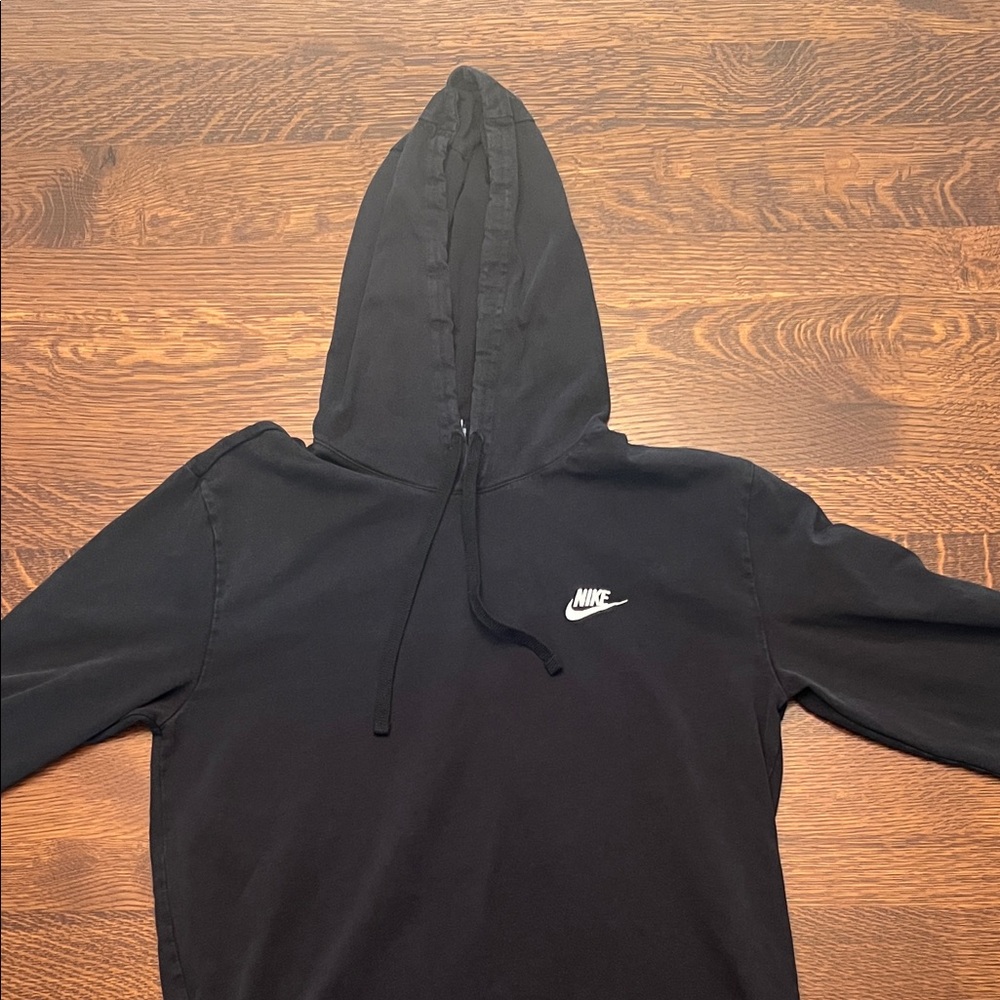 Nike Men’s Black Pullover Hoodie